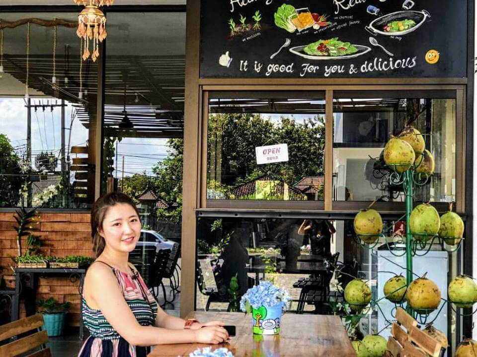 healthy food spots in Bali