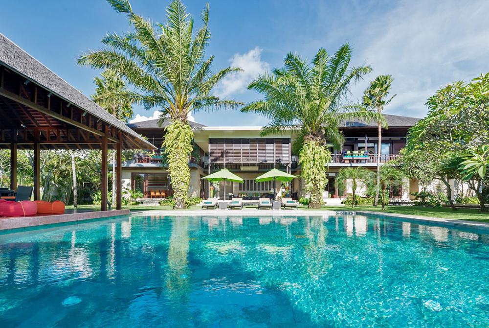 The low season in Bali is also about the lower prices for luxury accomodation
