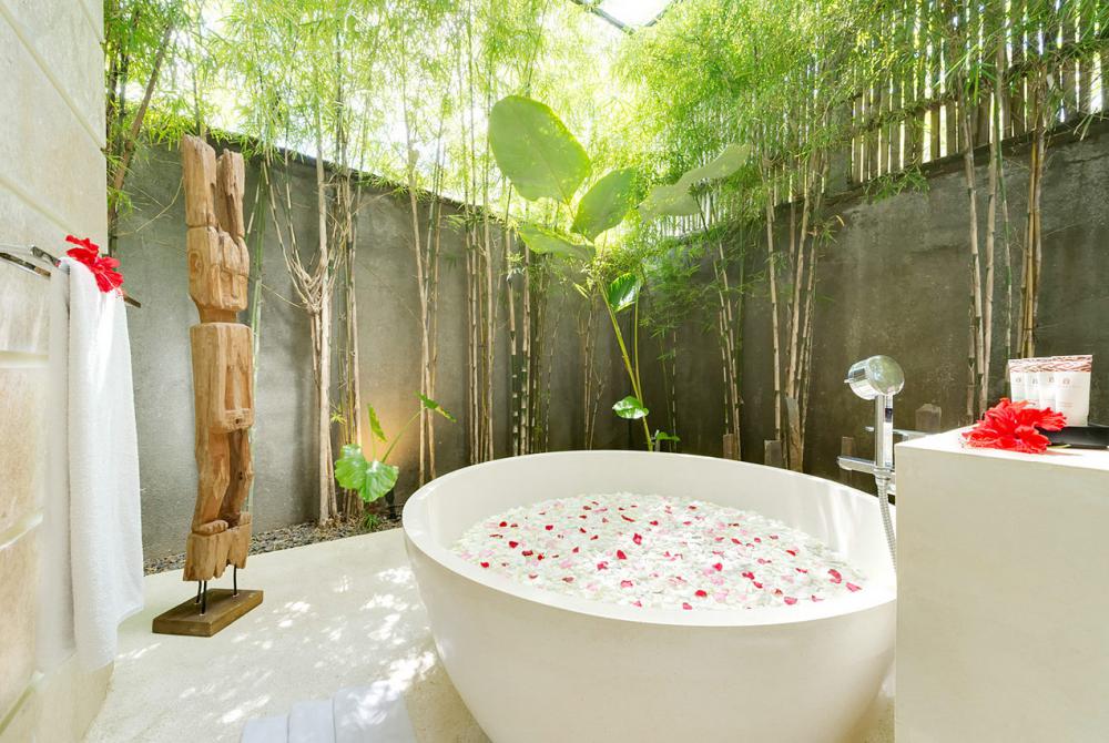 Most Instagrammable Luxury Bathtubs in Bali