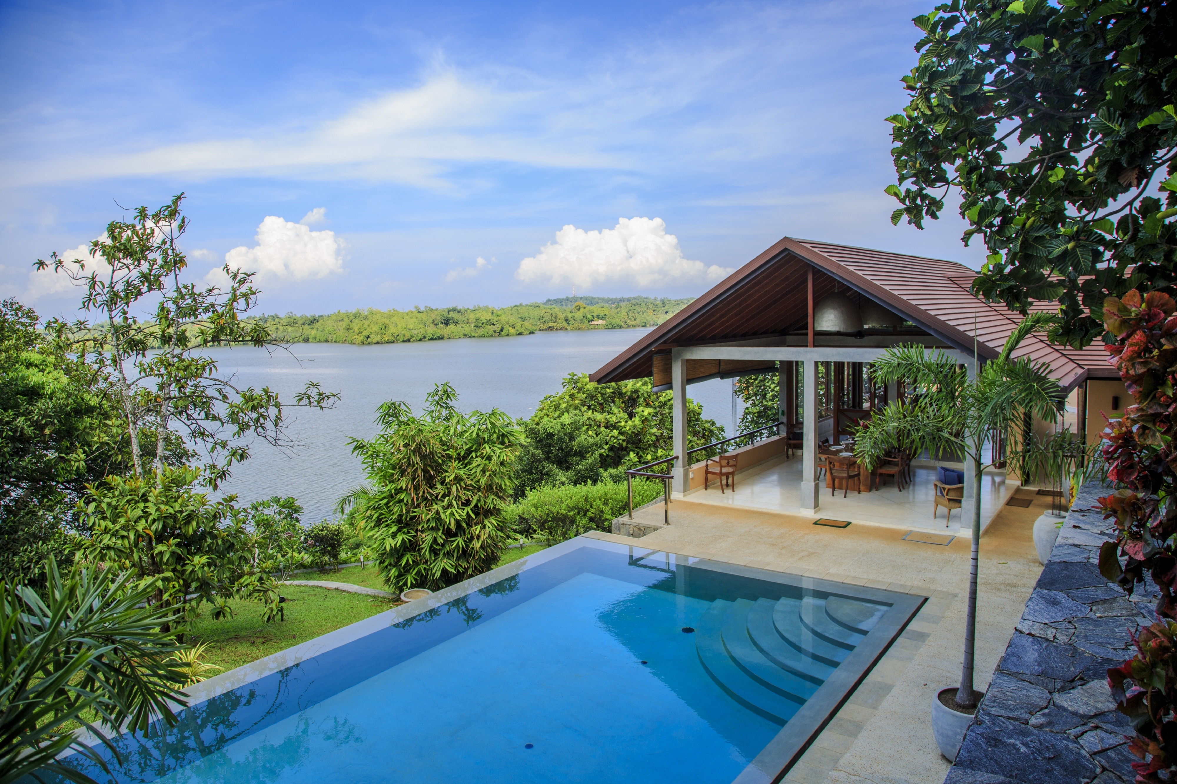 Enjoy the views from your private infinity pool in Sri Lanka 